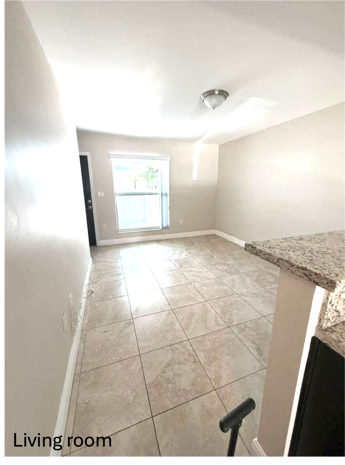 467 Northwest 19th Street #342 - Photo 5 of 16