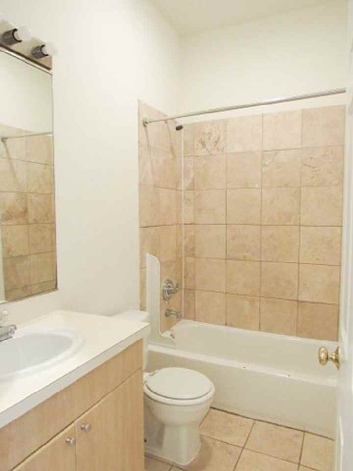 2340 N Milwaukee Ave #2 - Photo 7 of 13