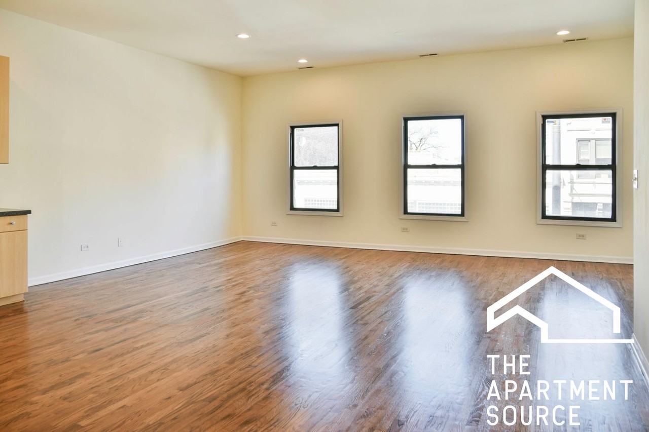 2340 N Milwaukee Ave #2 - Photo 6 of 13