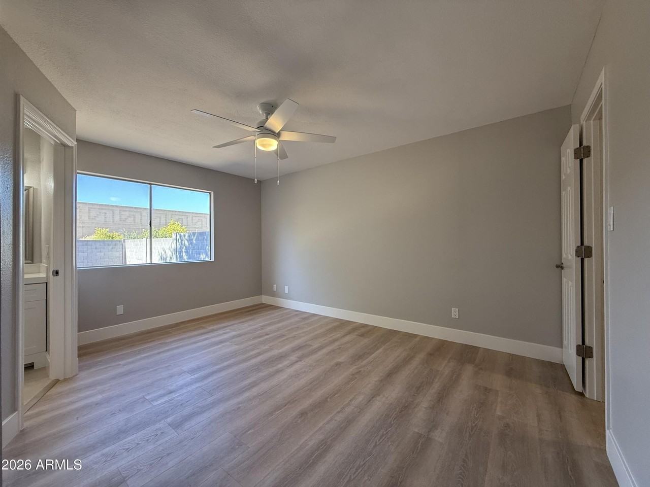 2340 E Isabella Ave - Photo 3 of 14