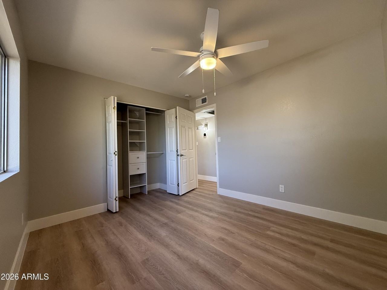 2340 E Isabella Ave - Photo 6 of 14