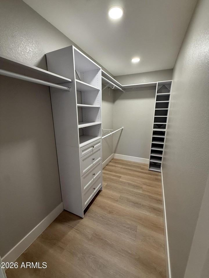 2340 E Isabella Ave - Photo 7 of 14