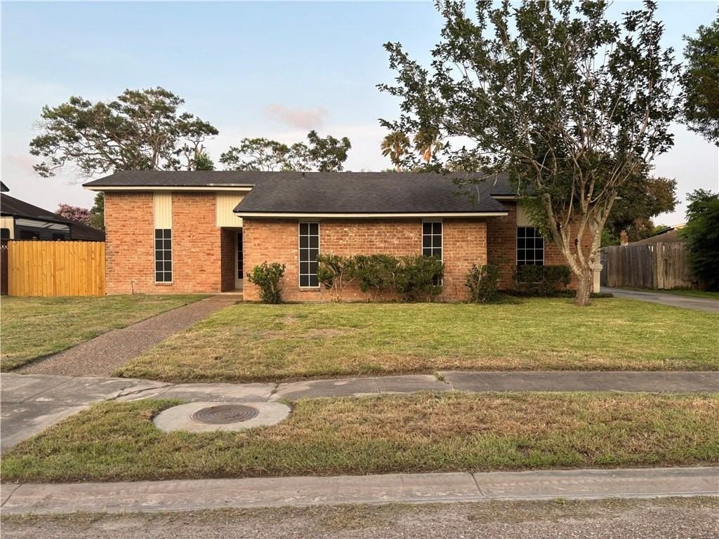 5058 Eider Dr