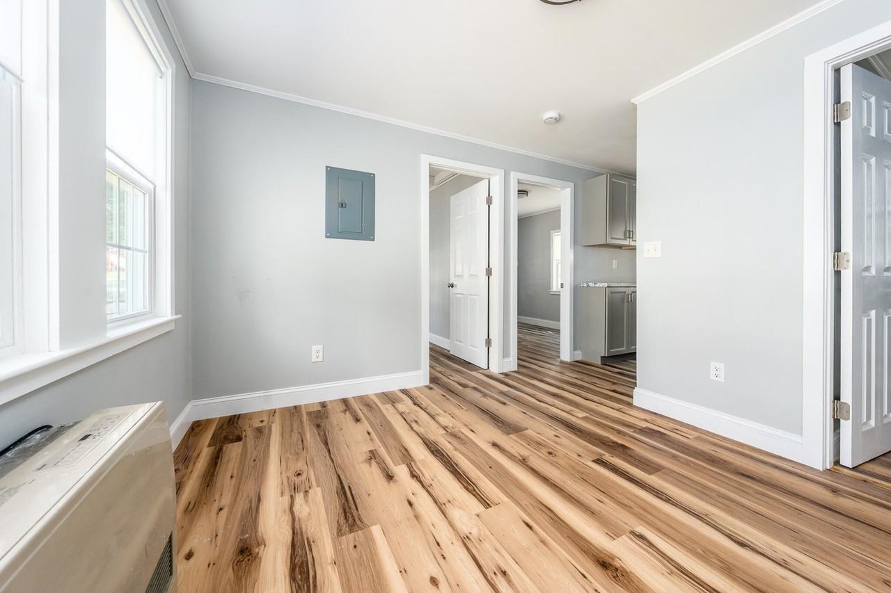 151 Seaview Ave #A - Photo 3 of 21
