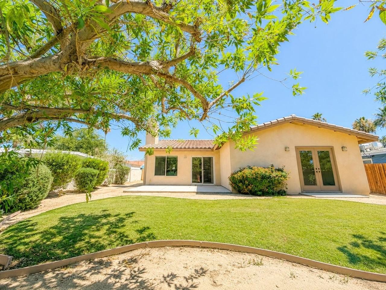 74220 El Cortez Way