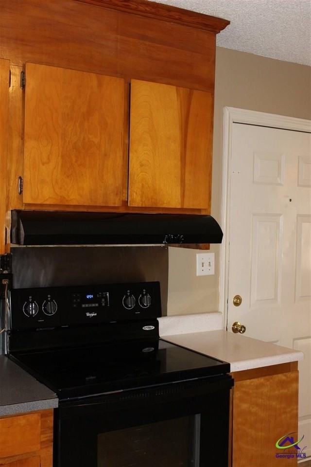 101 Gordon St - Photo 5 of 9