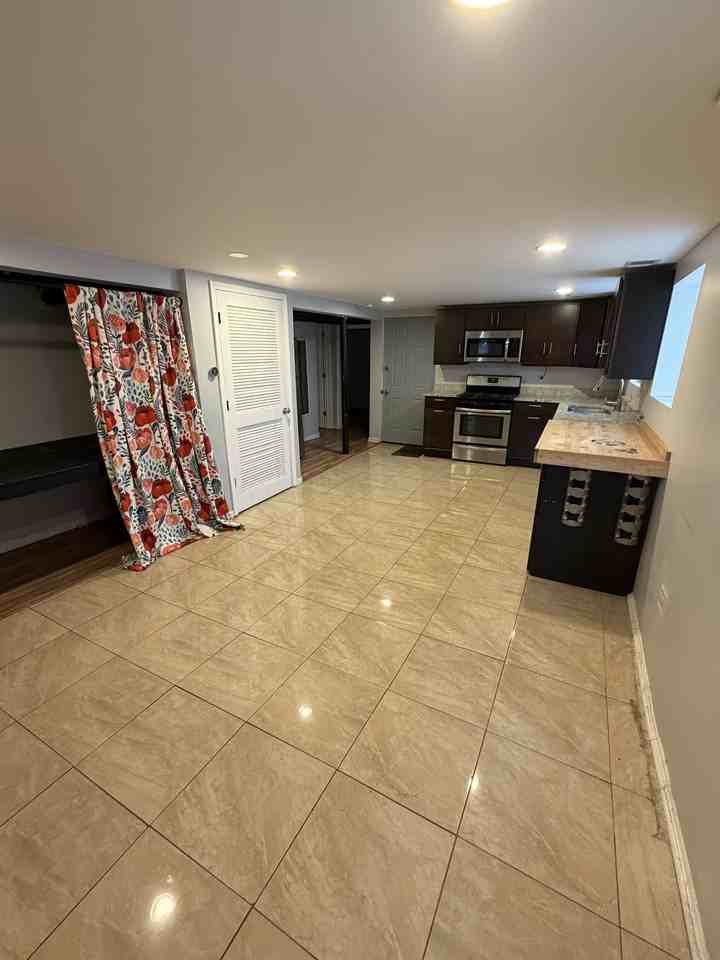 4014 W Nelson St #G - Photo 6 of 17