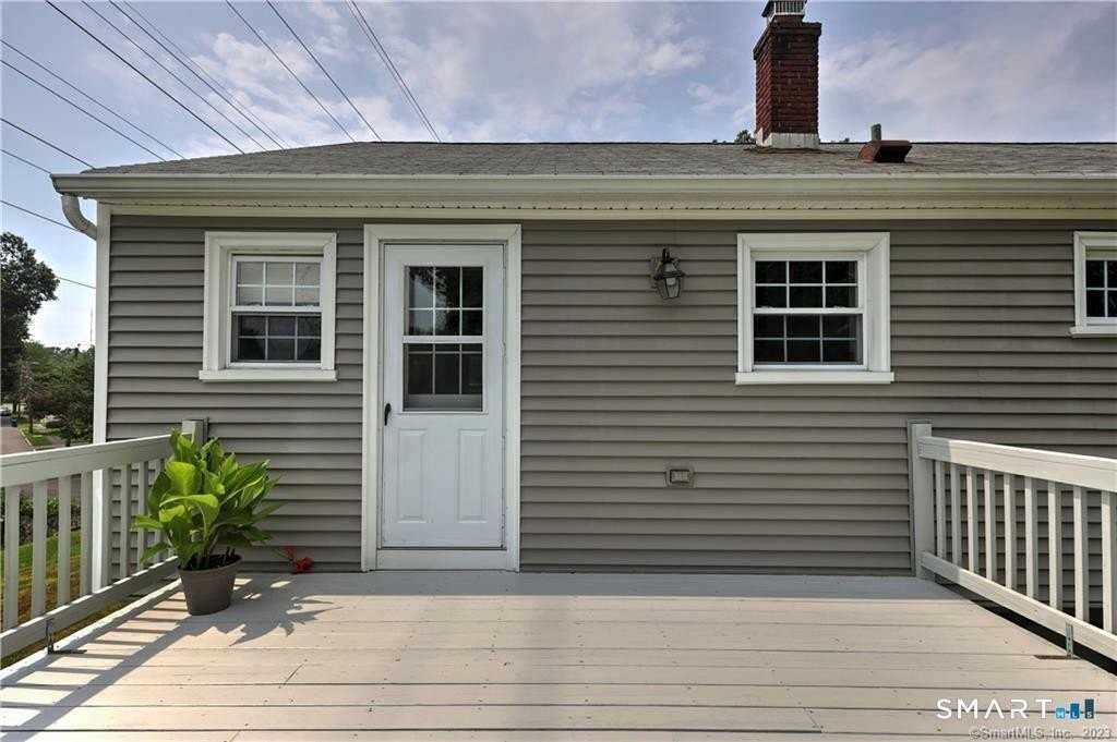 24 Beau St - Photo 2 of 19