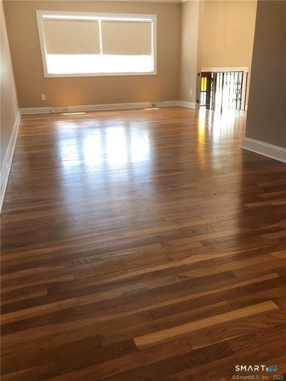 24 Beau St - Photo 4 of 19