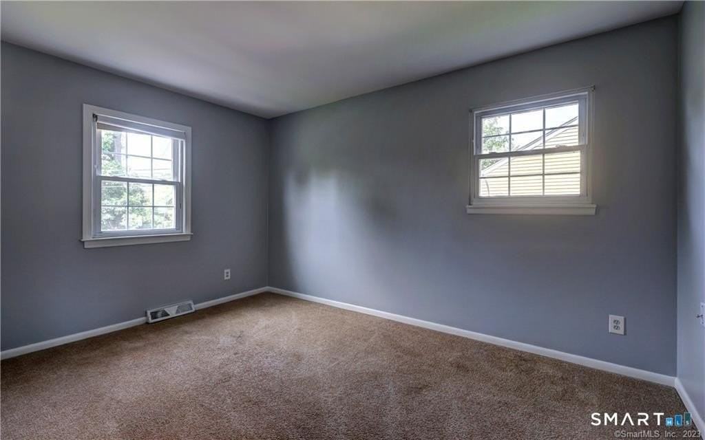 24 Beau St - Photo 6 of 19