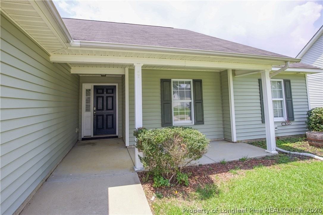 196 Lochwood Dr - Photo 2 of 47
