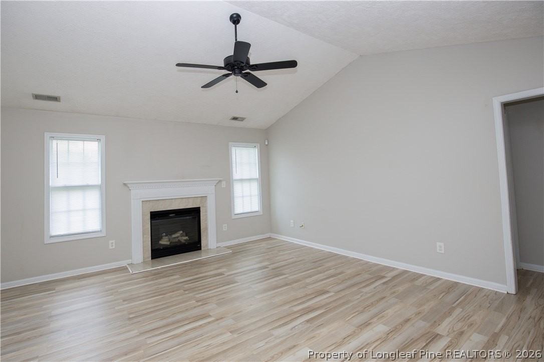 196 Lochwood Dr - Photo 5 of 47