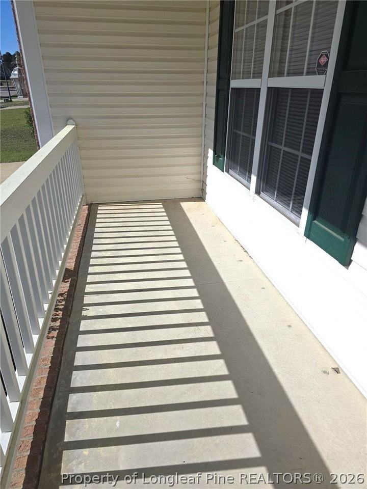 359 Arlington Dr - Photo 5 of 36