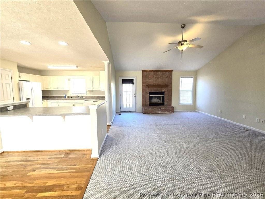 359 Arlington Dr - Photo 6 of 36