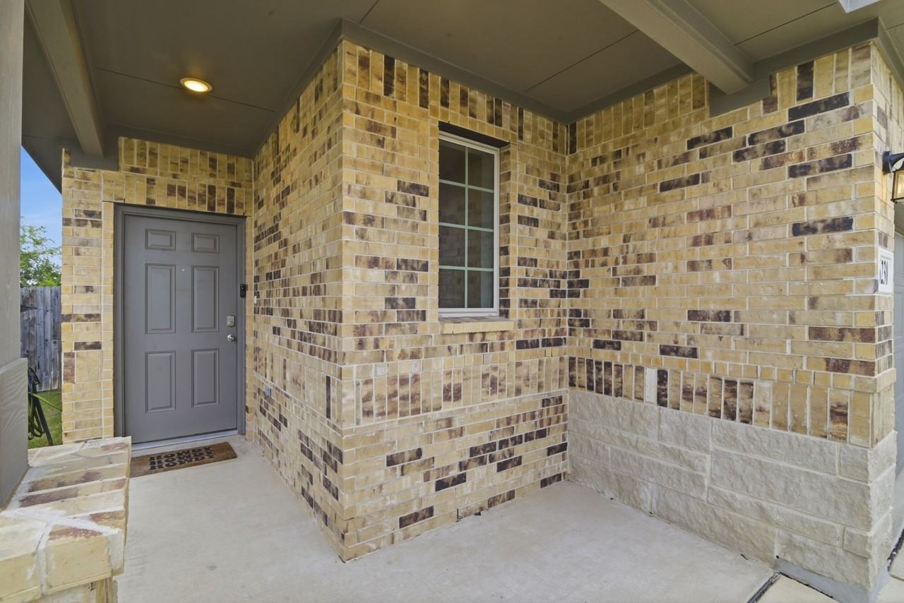 6230 Scooby Acres - Photo 3 of 24