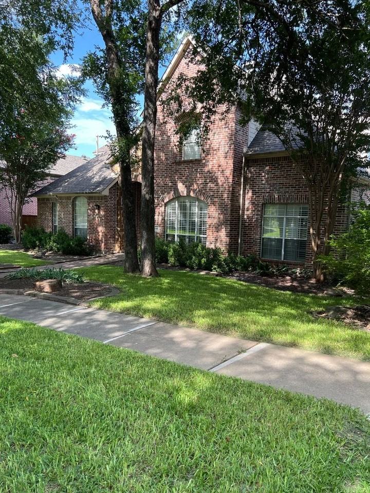 8100 Davidson Dr - Photo 2 of 32