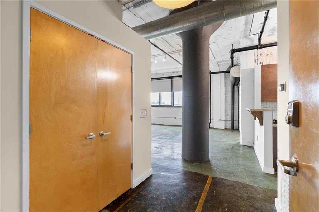 426 Marietta St Nw #406 - Photo 7 of 32