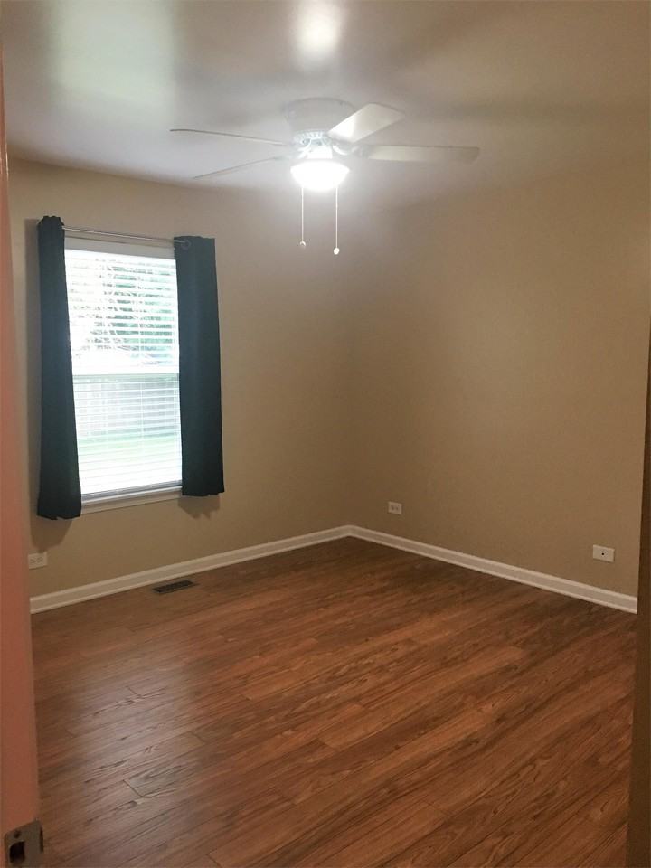 520 Stilson St #1 - Photo 7 of 17