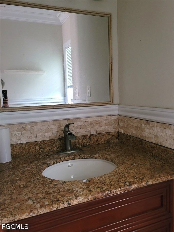 2931 Grand Ave - Photo 6 of 9