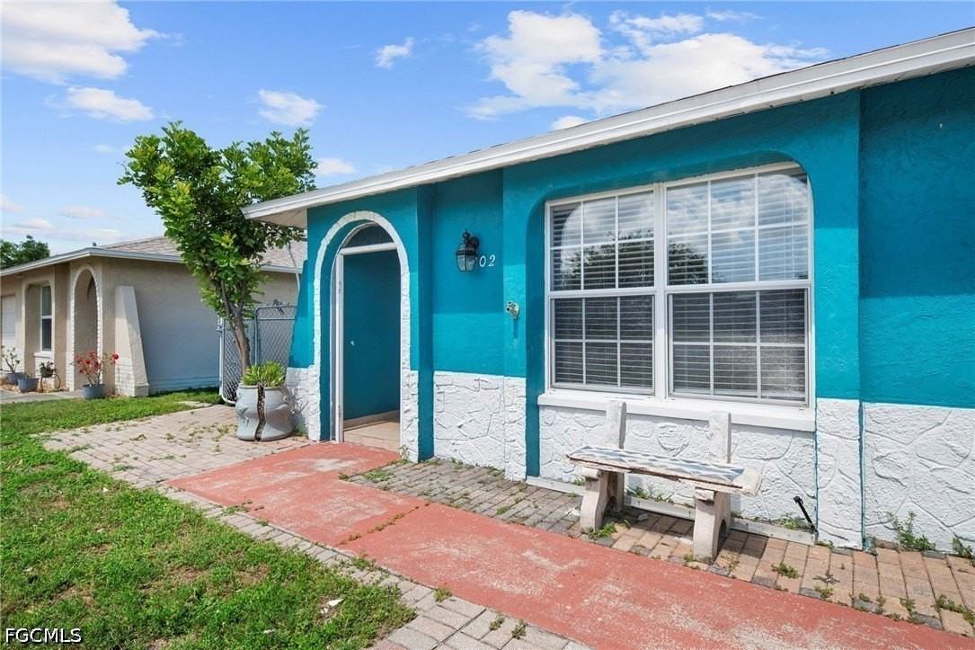 3402 Santa Barbara Blvd - Photo 3 of 23