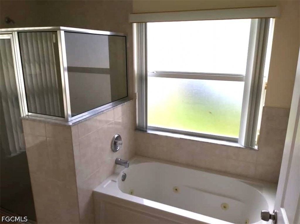 5546 Beck St - Photo 5 of 7