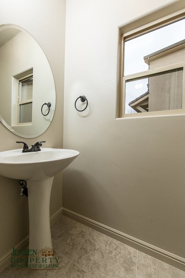 370 Buena Vista Blvd #102 - Photo 6 of 17