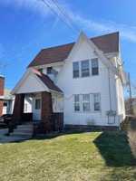 featured image of 1035 Berwin St