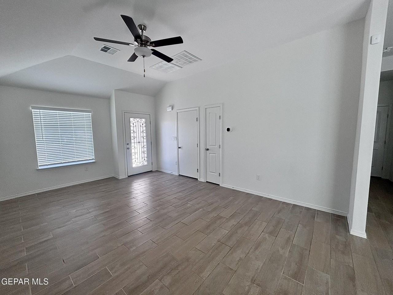 15213 Resolve Dr - Photo 3 of 15