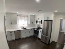 featured image of 39 Endicott St