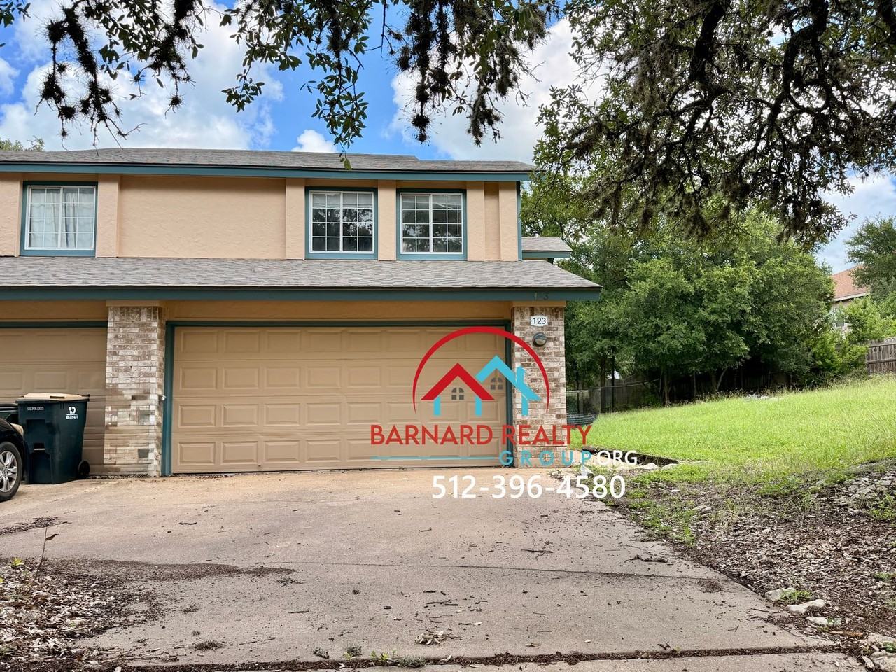 123 Crest Dr - Photo 2 of 20