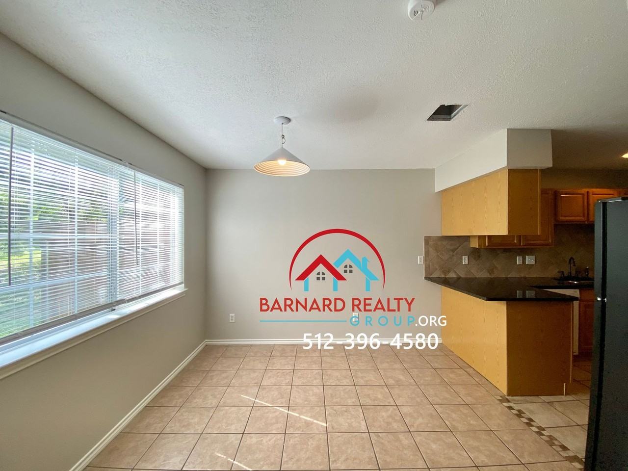 123 Crest Dr - Photo 5 of 20