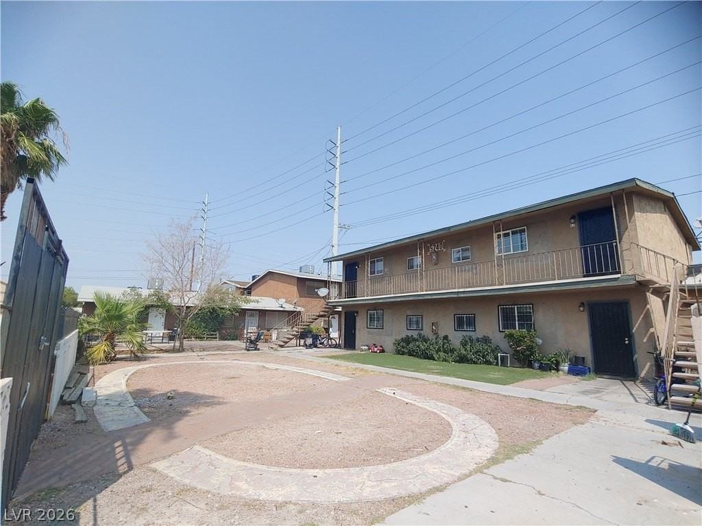 5240 Pebble Beach Blvd #C - Photo 2 of 18