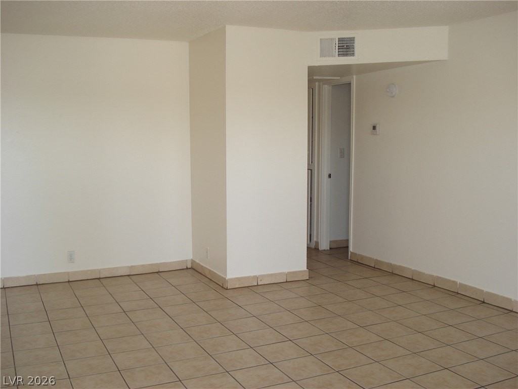 5240 Pebble Beach Blvd #C - Photo 4 of 18