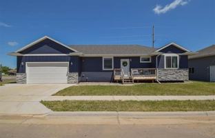 featured image of 416 E Cairos Pl