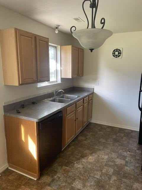 8375 Hillcrest Blvd - Photo 5 of 12