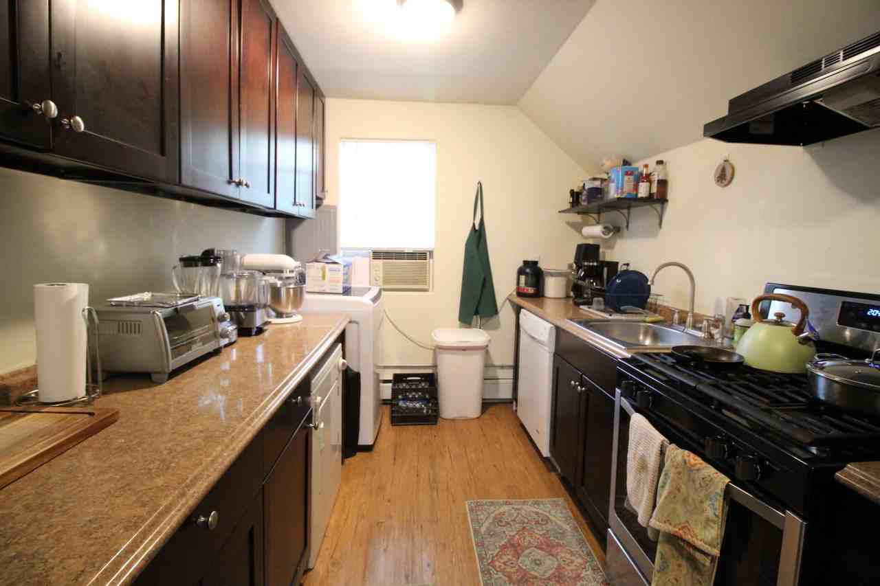 705 E. 6th St. - Photo 6 of 9