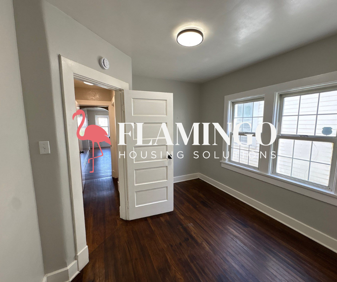 2311 S Smithville Rd - Photo 4 of 18