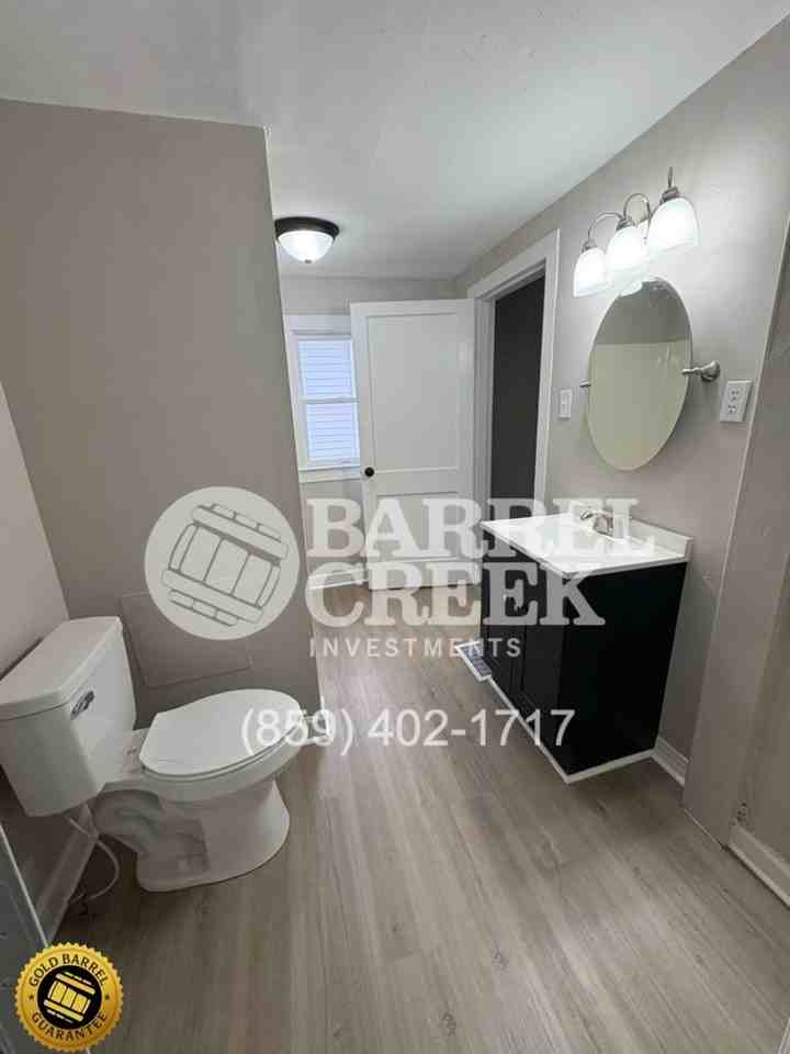 309 Richmond Ave - Photo 5 of 16