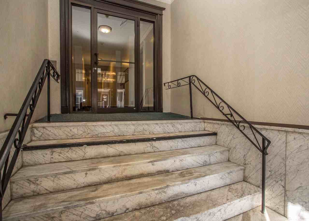 11 Elko St #11 - Photo 2 of 17