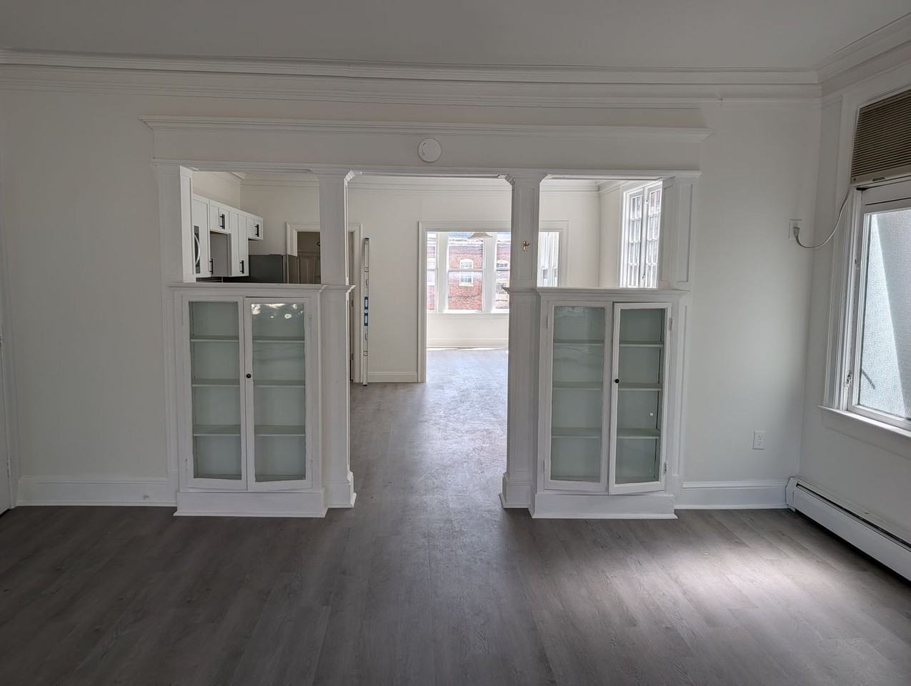 21 N Beaver St - Photo 2 of 16