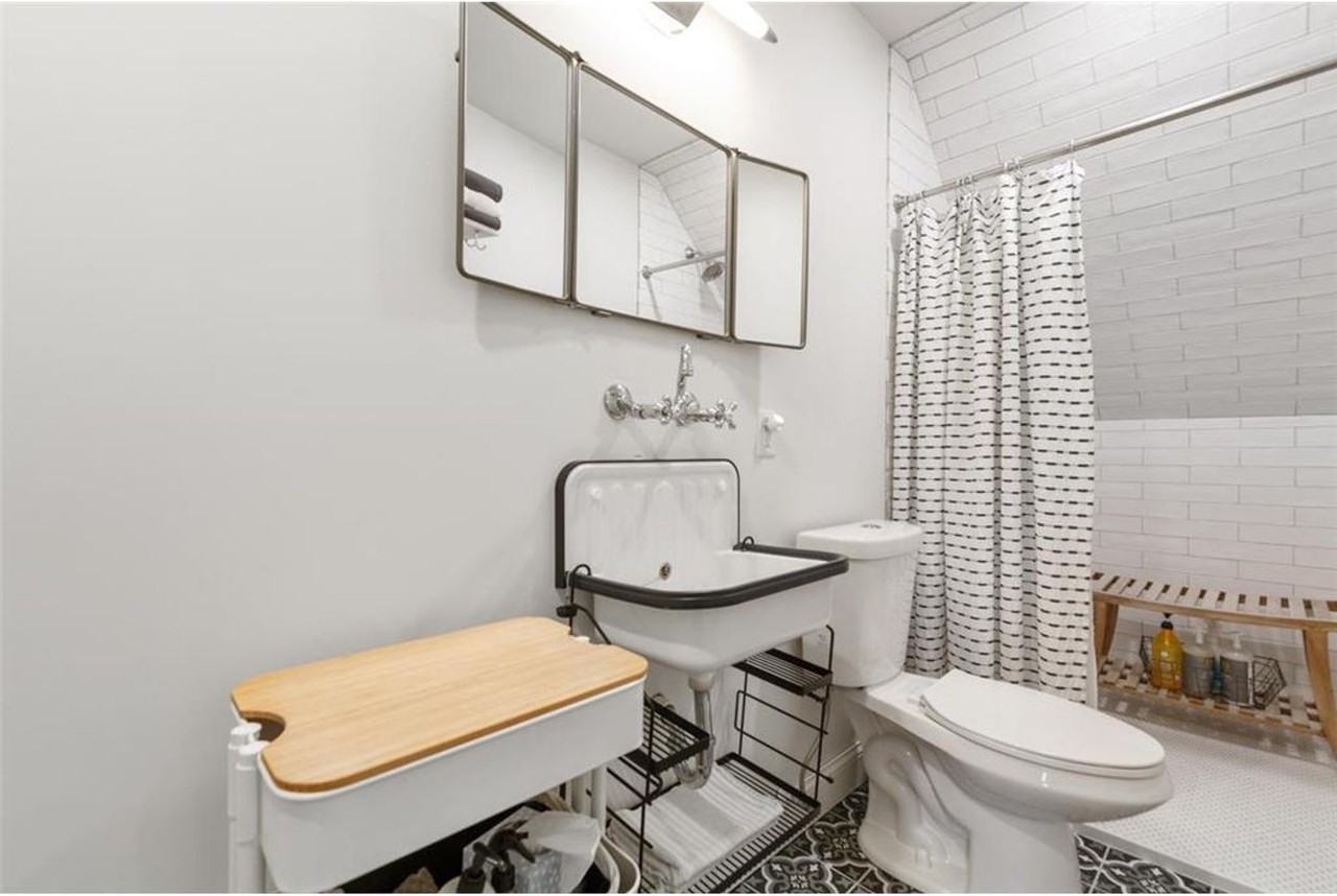 809 1st St W - Photo 5 of 17