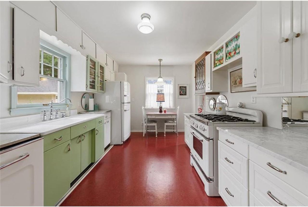 809 1st St W - Photo 7 of 17