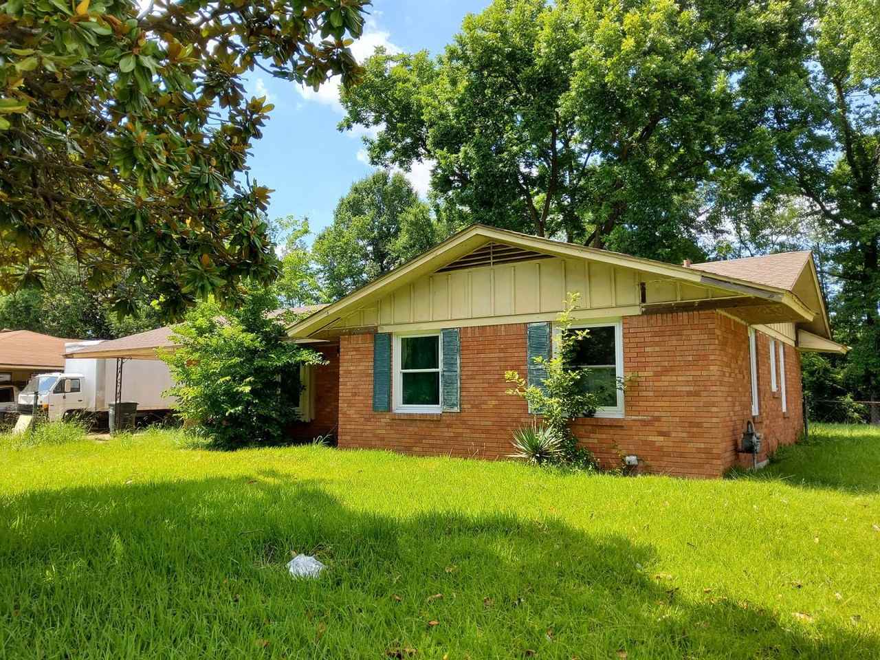 516 Parkdale Dr