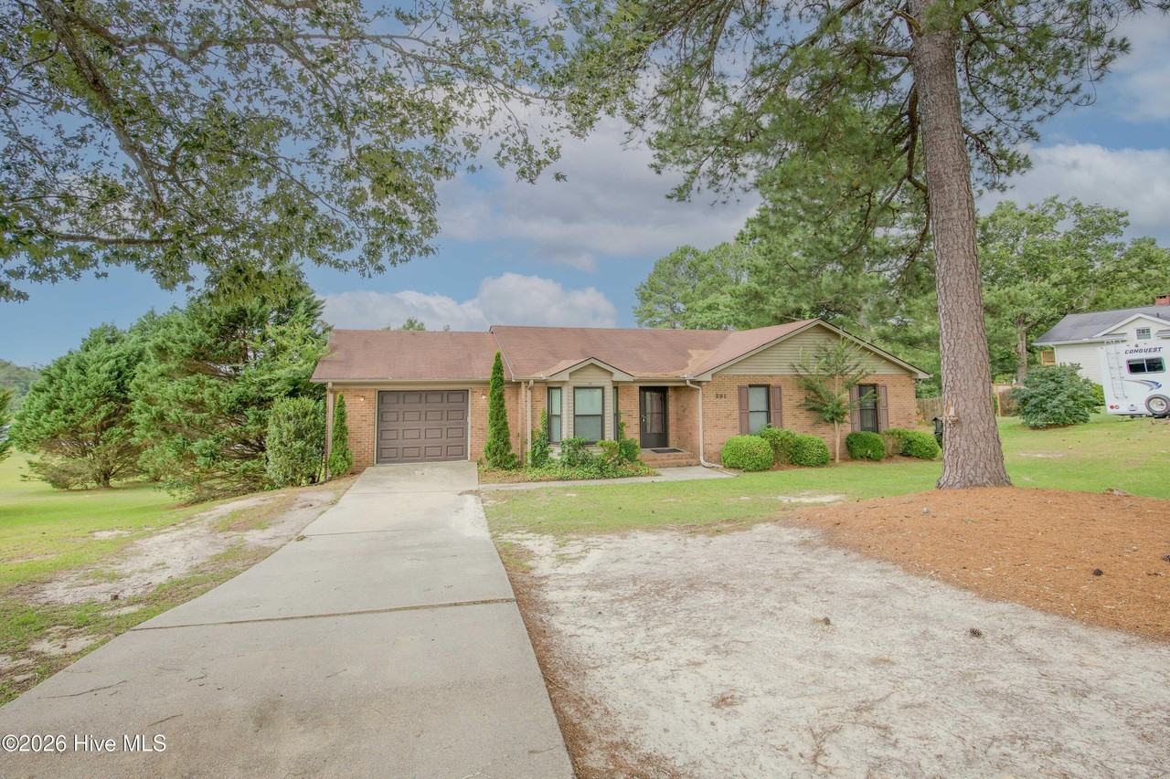 201 Sarason Pl - Photo 2 of 50