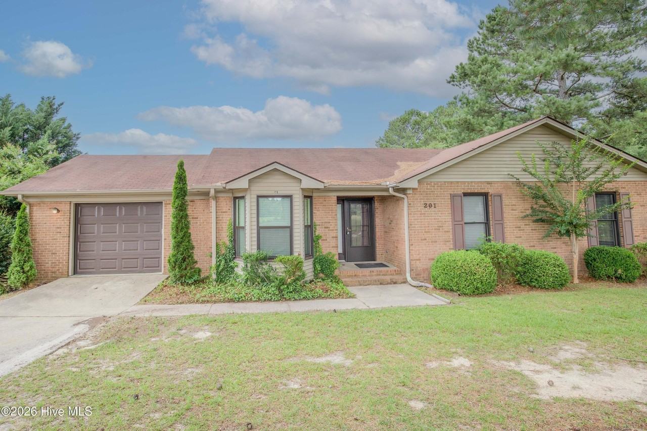 201 Sarason Pl - Photo 3 of 50