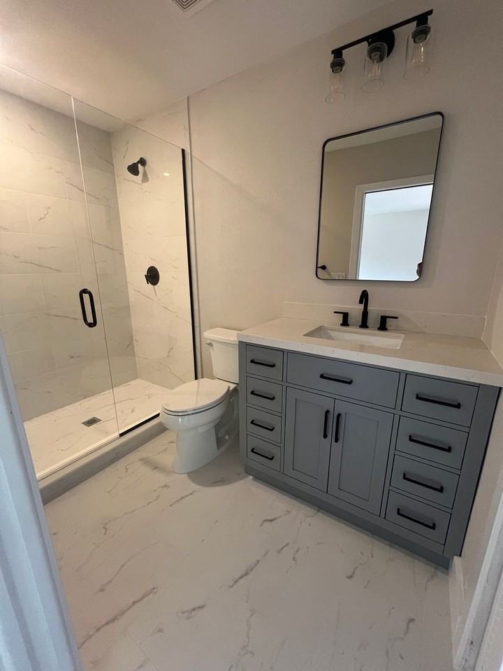 733 Galloway Dr - Photo 2 of 33