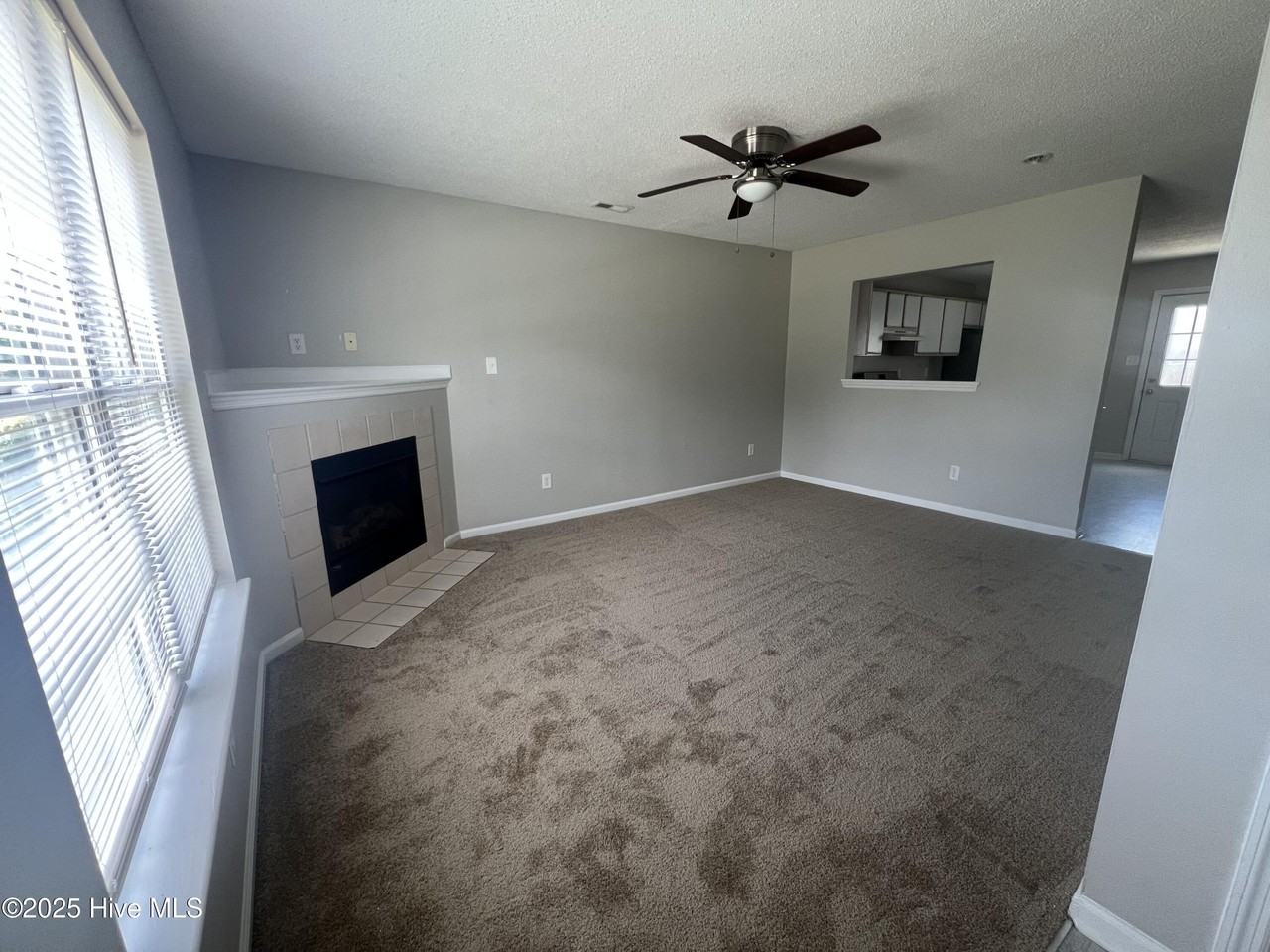 903 Timberlake Trl - Photo 2 of 11
