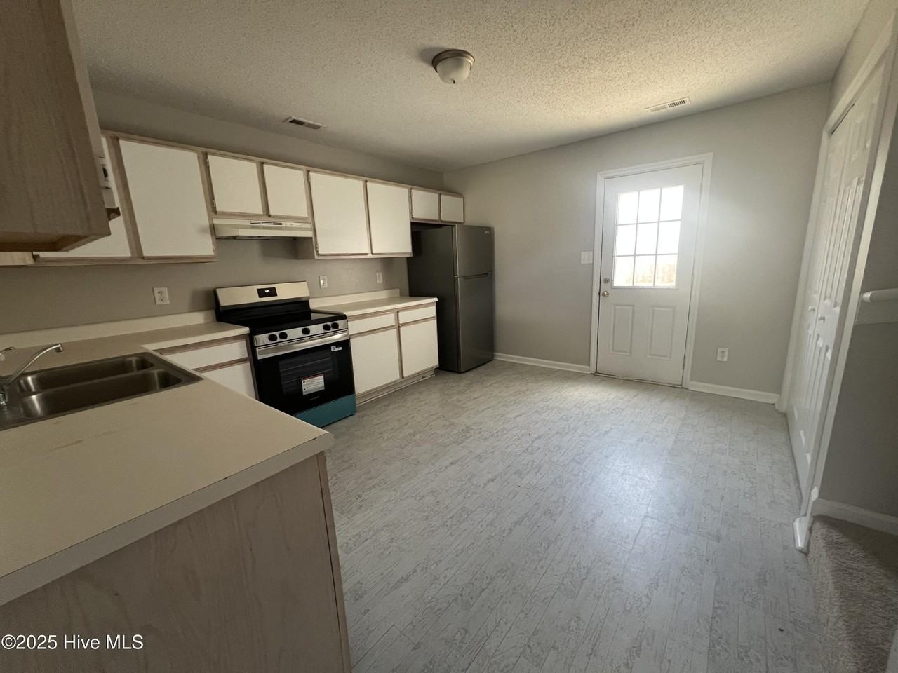 903 Timberlake Trl - Photo 5 of 11