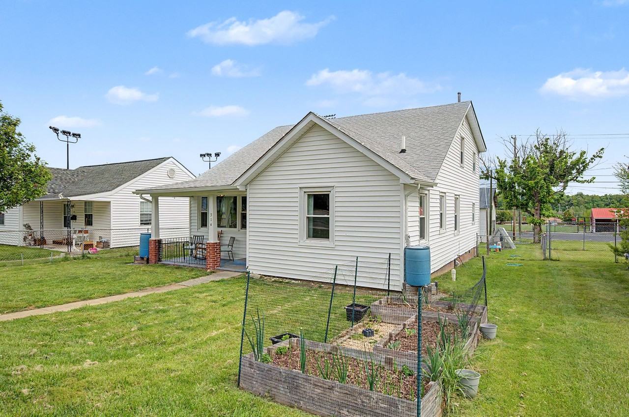314 Clement St - Photo 2 of 50