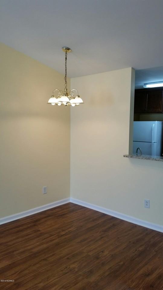 130 Kobe Dr - Photo 5 of 10
